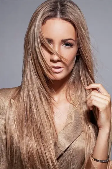 Types de coloration des cheveux au henné et basma: sur la photo, nuances de couleurs et teinture en couleurs sombres et claires