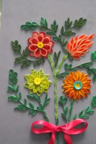 Paberlilled quilling tehnikas: foto, kuidas teha lihtsaid ja keerulisi kolmemõõtmelisi maale