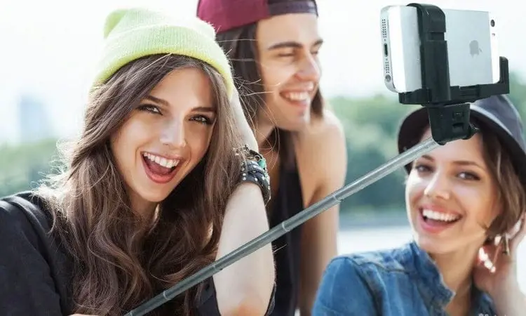 Coisas a ter em mente ao usar um bastão de selfie