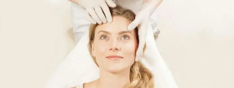 La gymnastique pour améliorer les contours du visage : est-ce efficace ?