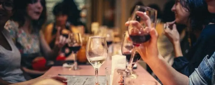 Où et comment rencontrer un homme pour une relation sérieuse ? pour les femmes socialement inactives