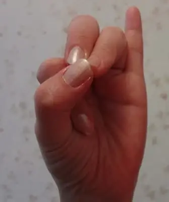 Guérir les mudras pour les douleurs cardiaques : le yoga des doigts