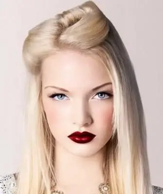 Tagli di capelli da donna modello corto con foto e video
