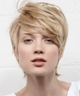 Coupe de cheveux en cascade pour cheveux courts: photos de coupes de cheveux courtes en cascade