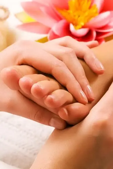 Care, massage and treatment of the feet with folk remedies: callus, therapeutic baths and gymnastics