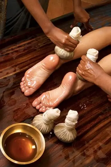 Masques et bains à l'huile d'olive pour les mains, les pieds et les ongles : recettes folkloriques