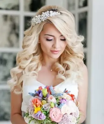 Hairstyles with a diadem for long, medium, short hair (step by step photos, video)