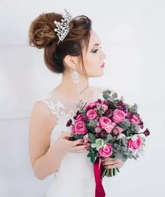 Hairstyles with a diadem for long, medium, short hair (step by step photos, video)