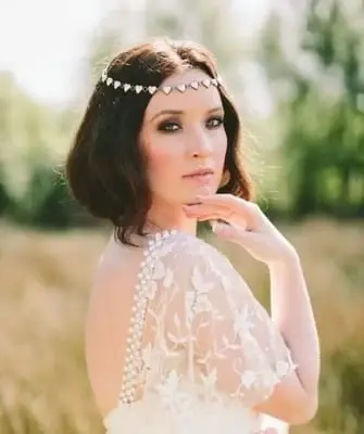 Hairstyles with a diadem for long, medium, short hair (step by step photos, video)