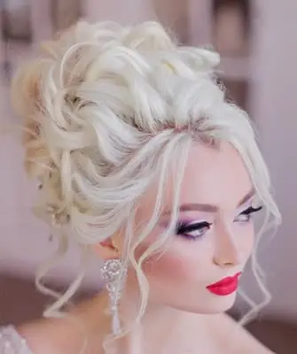 Hairstyles with a diadem for long, medium, short hair (step by step photos, video)