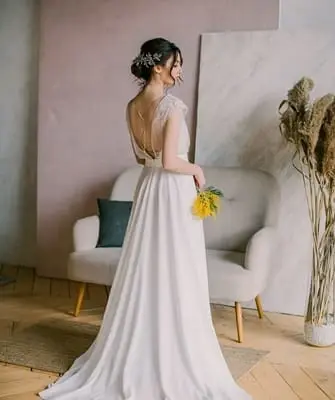 Hairstyles with a diadem for long, medium, short hair (step by step photos, video)
