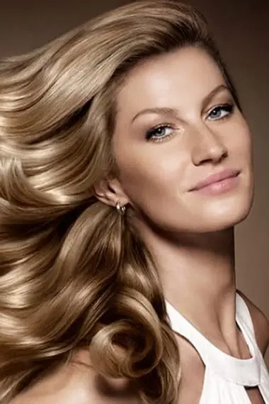 Capelli sani: struttura, cura, lavaggio corretto e nutrizione per capelli sani