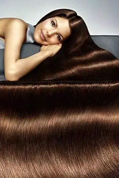 Capelli sani: struttura, cura, lavaggio corretto e nutrizione per capelli sani