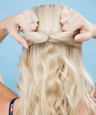Coiffures disco pour filles pour cheveux longs, moyens et courts