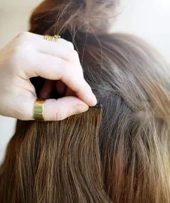 Coiffures disco pour filles pour cheveux longs, moyens et courts