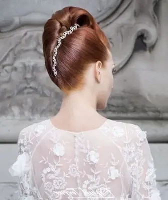 Elegant hairstyles for short, medium, long hair (with photo, video)