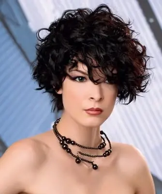 Cursore asimmetrico per capelli corti, medi, lunghi (con foto e video)