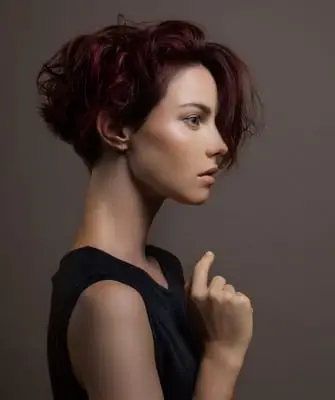 Cursore asimmetrico per capelli corti, medi, lunghi (con foto e video)