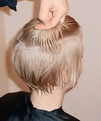 Cursore asimmetrico per capelli corti, medi, lunghi (con foto e video)