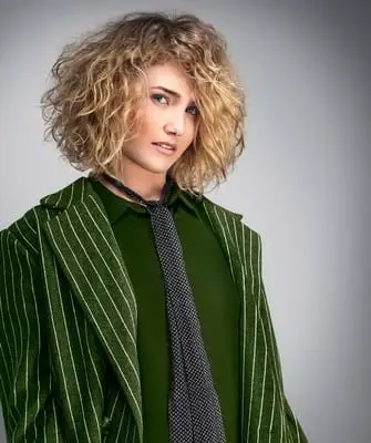Cursore asimmetrico per capelli corti, medi, lunghi (con foto e video)