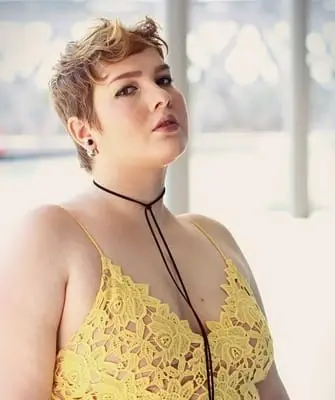 Penteados para mulheres, meninas e meninas com rosto redondo (com foto)