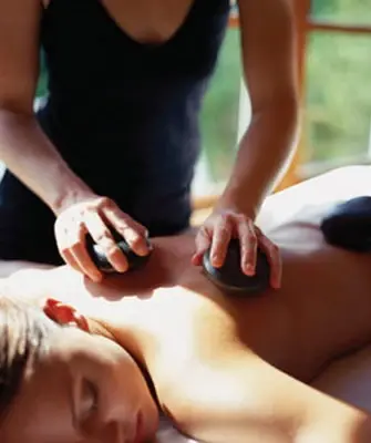 Stenterapi: massage med stenar, foto, video, beskrivning av stenterapi, stenmassageteknik