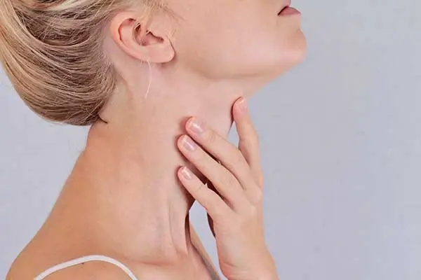 Épilation au laser pour les maladies de la thyroïde